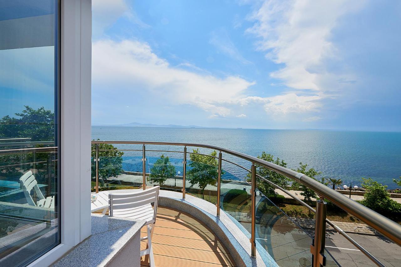 Hotel Neptun Pomorie Exterior foto